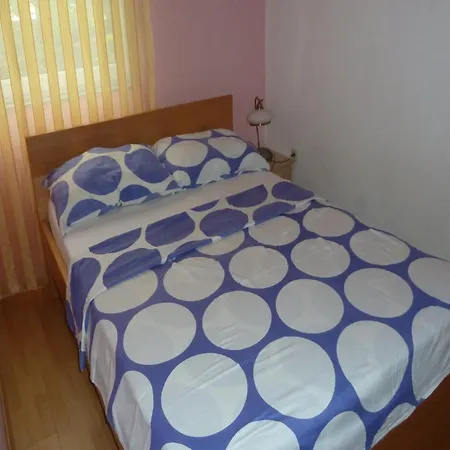 Smokvica - Three Bedroom With Terrace 7 *