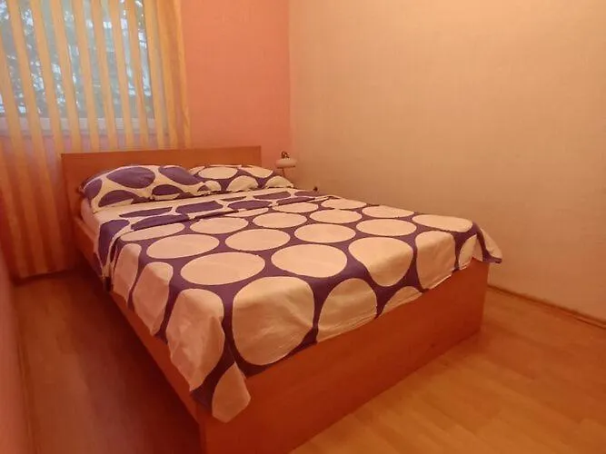 Smokvica - Three Bedroom Terrace Стариград-Пакленица