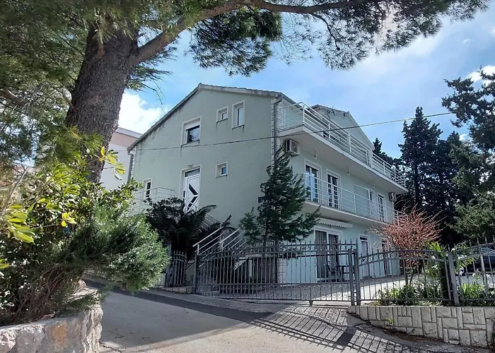 Апартаменты Smokvica - Three Bedroom Terrace *