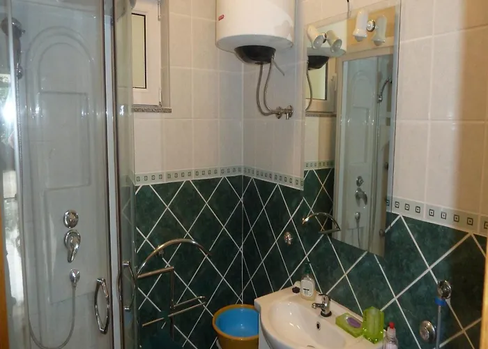 Апартаменты Smokvica - Three Bedroom Terrace Стариград-Пакленица