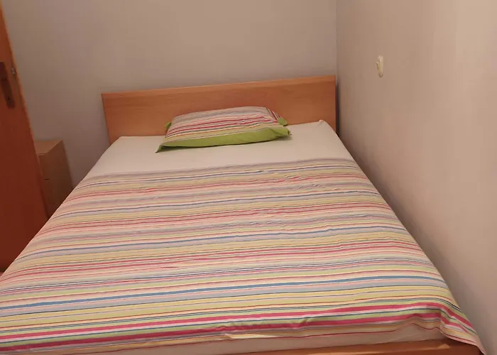 Smokvica - Three Bedroom Terrace Стариград-Пакленица