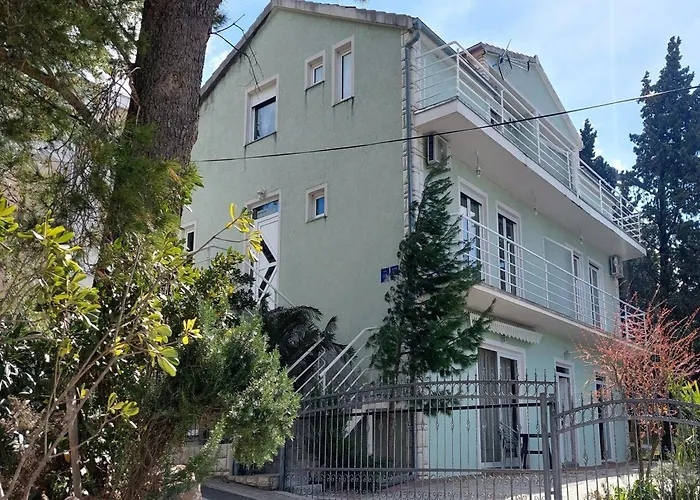 Апартаменты Smokvica - Three Bedroom Terrace *